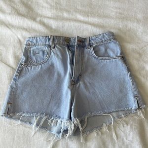 Never worn Zara denim shorts